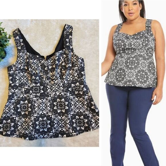 Torrid Black & White Lace Print Sateen Peplum Top, Size 00 / M /10 - Picture 1 of 10